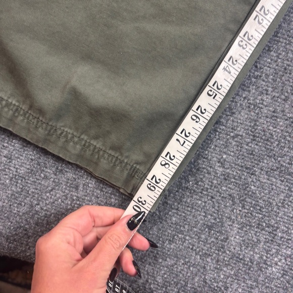 COLUMBIA Mens Omni-Shield Green Canvas Flat Front Regular Fit Pants size: 48 - Picture 8 of 10